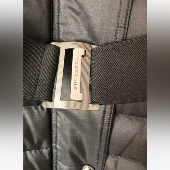 Brand NEW Burberry London Abbeydale Down Puffer Coat with Fur Hood size M - Picture 7 of 14